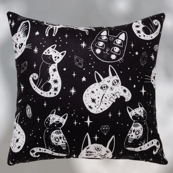 Pillow Cover Celestial Cat Moon Stars Black White Large Square 17.7 in - Picture 13 of 13